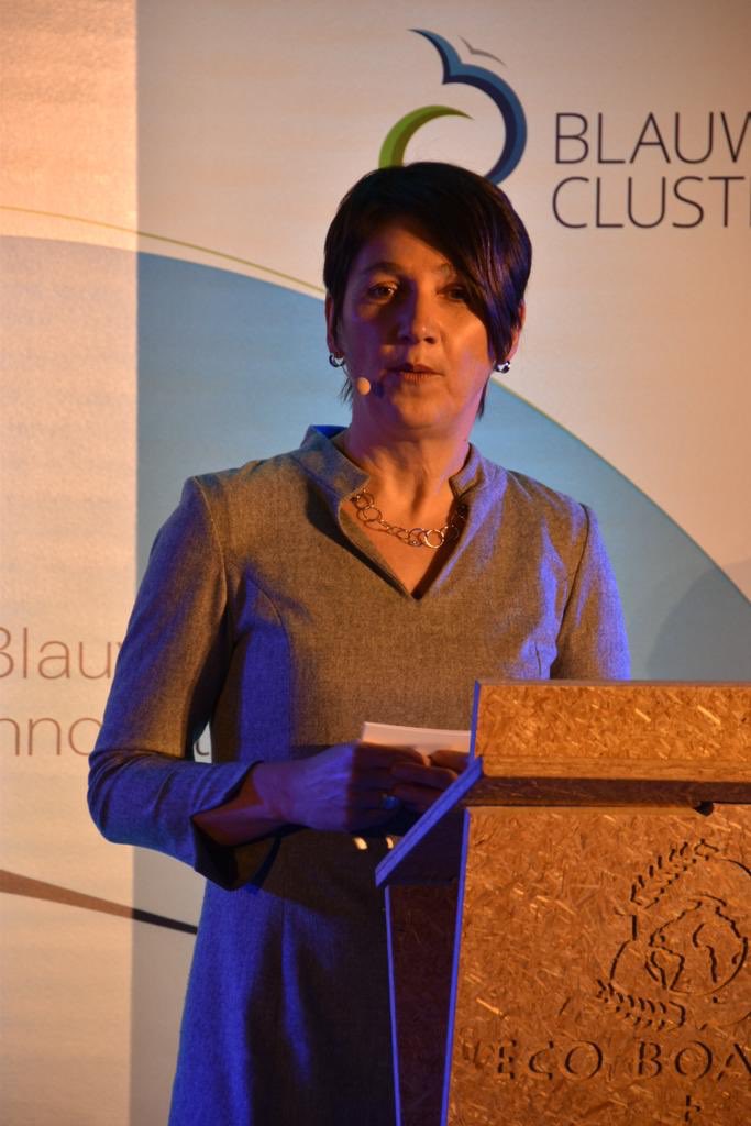 crevits's tweet image. Onze Noordzee biedt eindeloze mogelijkheden en zorgt voor een grote economische en maatschappelijke meerwaarde. Op naar nog meer nieuwe horizonten met de @BlauweCluster 🌊.