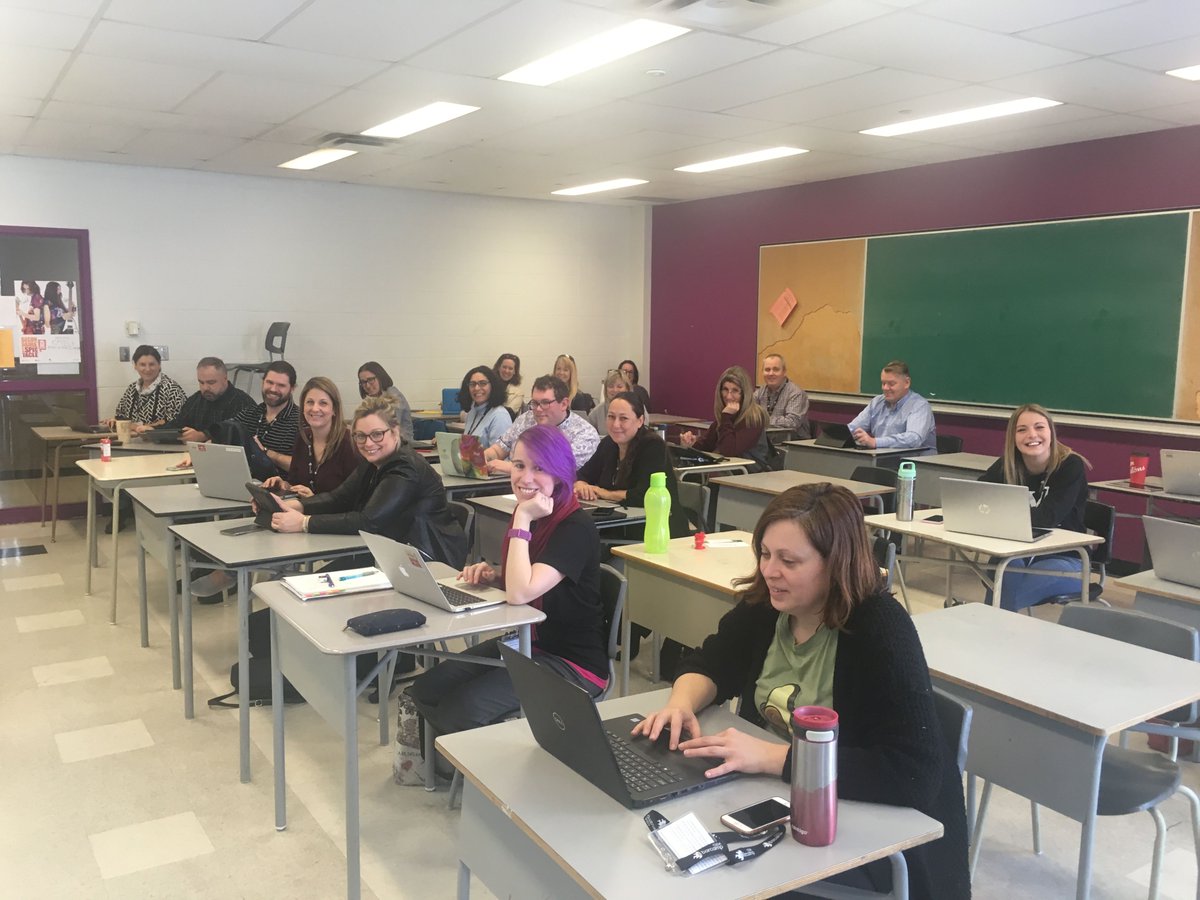 Classo_Edtech's tweet photo. Merci à la belle gang allumée qui est venue nous rencontrer!
#barcampCSDA
#RécitCSDA https://t.co/kOY0W7wuwO