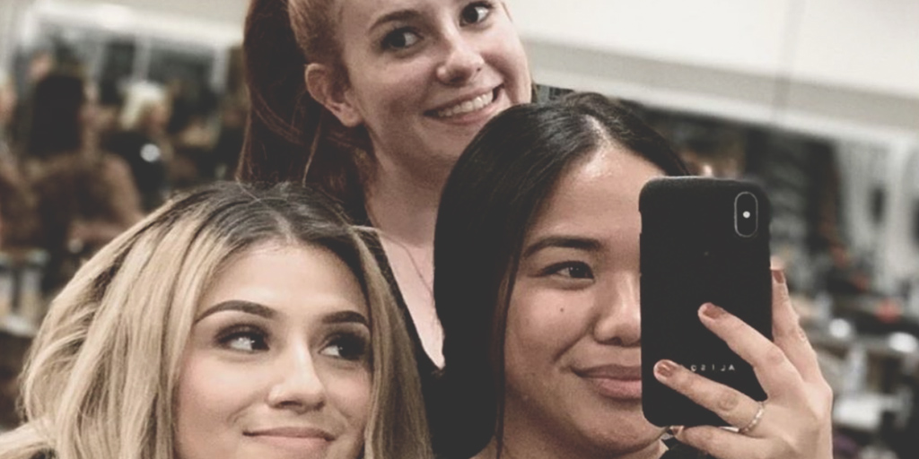 PMTSHairEx's tweet photo. Create picture-perfect moments like these. 🖤 Start your career here: https://t.co/1tCuPTvYjy 📸: #PMTS Future Professional @ alisondomingo (IG) #PMTSlife https://t.co/GEXmRYOVVA