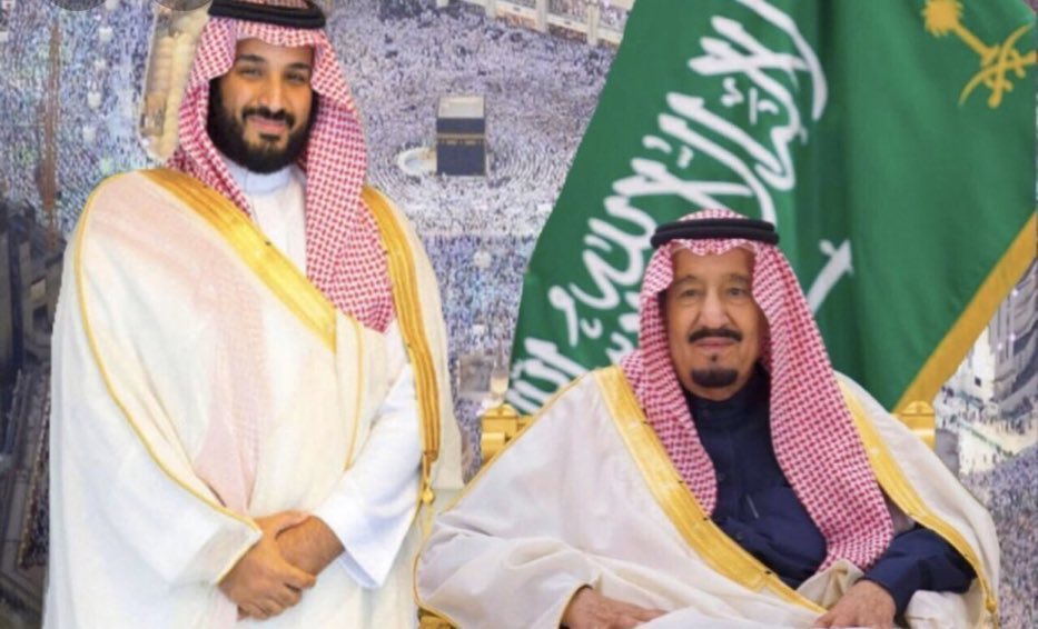 #الافراد6 
أبشرو دام الحكم لخوان نوره
               يارجال الامن والمطلوب جاكم
مايضيّع حقكم وانتم صقوره
               حاكمٍ   حازم  ولا ينسى  وفاكم
بالعدل والحق  وافيةٍ  شبوره
               له  وليٍ   واليٍ   له  من  ولاكم