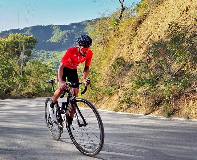 STIoficial's tweet photo. ¿Que tan PRO te ves? 😏 Cambia el modo y #NJoy! 😎✌️
.
#RideBetter #PepilloEnBici
. 
#TeamSTI #Ciclismo 📷 By @wxnichel
📍Arroyo Cano, San Juan. https://t.co/trY6FlZgne https://t.co/sUbKjEkYTr