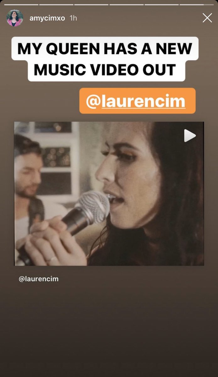 iheartchriscim's tweet photo. don’t we all love supportive sisters ❤️ https://t.co/Si7lvkqv2R