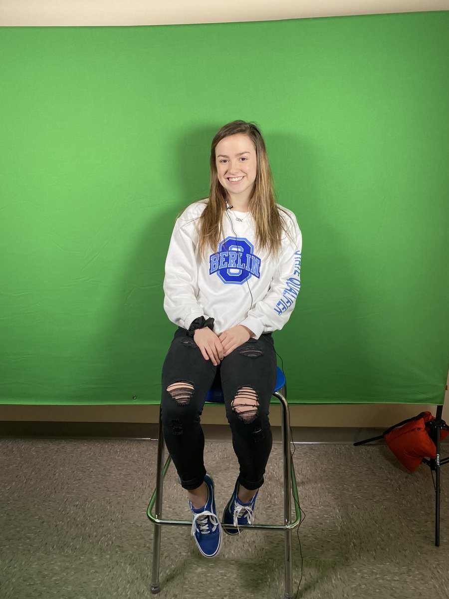 BerlinNewsNetw1's tweet photo. Thank you @oohsJUICE for coming out to Berlin for the day to help BNN with broadcast! We appreciate all of your help🐻 https://t.co/G04exXXEqZ