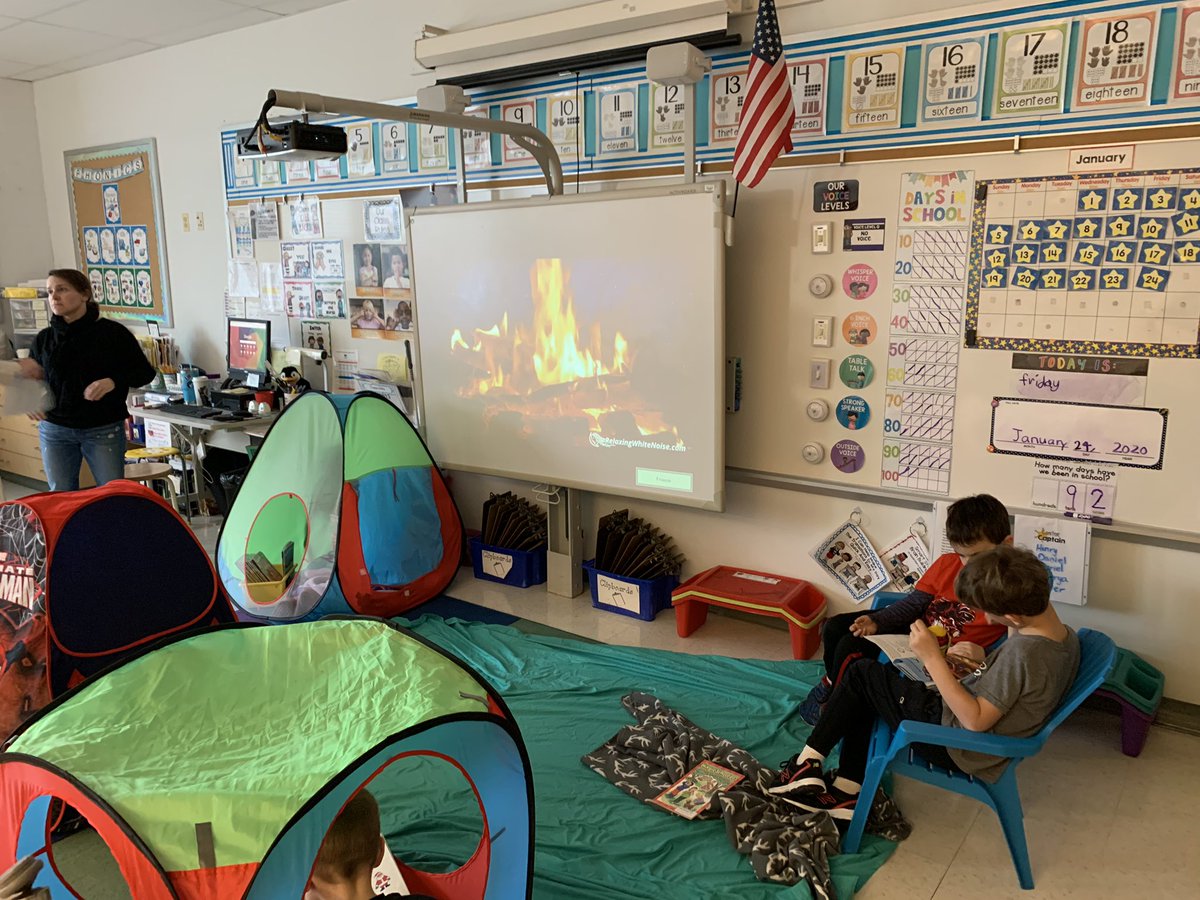 SomersetES's tweet photo. Mrs. Smith’s 1st graders enjoying their reading time camp out! #SESempowers https://t.co/Gq5JMRhxz4