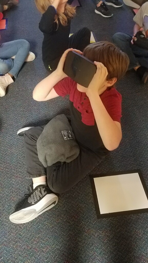 #HouserHawk 4th grade students visited the Grand Canyon and explored various land forms while studying erosion today thanks to the use of VR goggles.  Thank you @lisaconnects for the experience! #ThisIsHoUSer