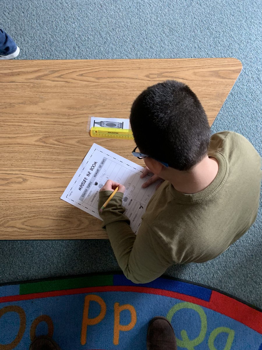 MsWalkerIn2nd's tweet photo. We closed out our measuring unit by doing a “Measure the Room” activity to find the most efficient unit to use with our rulers. #mathworkshop #wearebaileys @BaileysES_FCPS https://t.co/P7nKAbtZr5