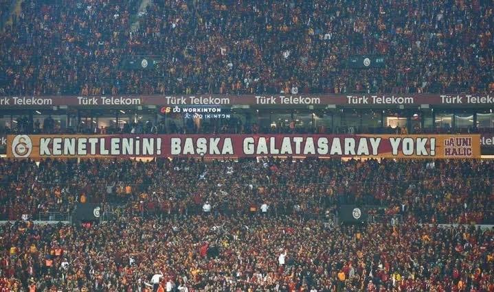 KENETLENİN! BAŞKA GALATASARAY YOK! #ultrAslanUNI