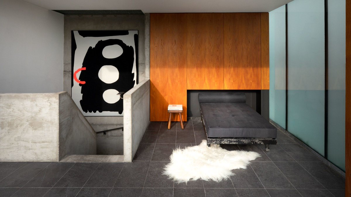 SmartShowersUK's tweet photo. "Self-Portrait Designer Han Chong’s London Home Is a Serene Sanctuary" https://t.co/7ojA9moo94 https://t.co/dRVWcY1lvr
