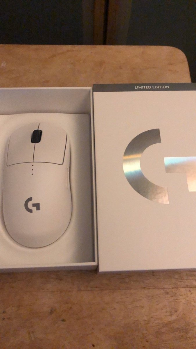 Gpro wireless Limited Edition Ghost