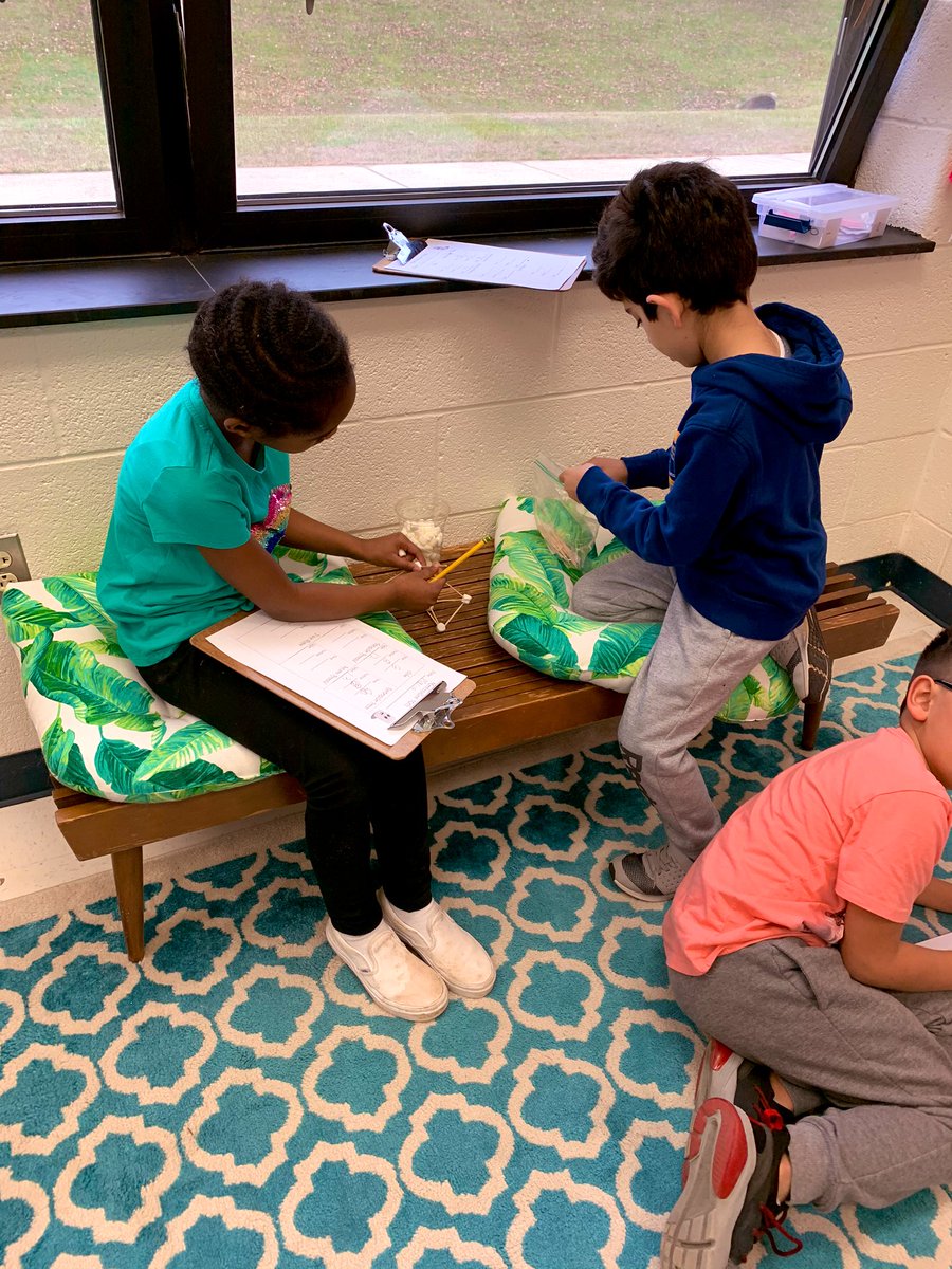Horizon2ndGrade's tweet photo. Marshmallow Math - Exploring 3D shapes! https://t.co/wjnt2dDHrb