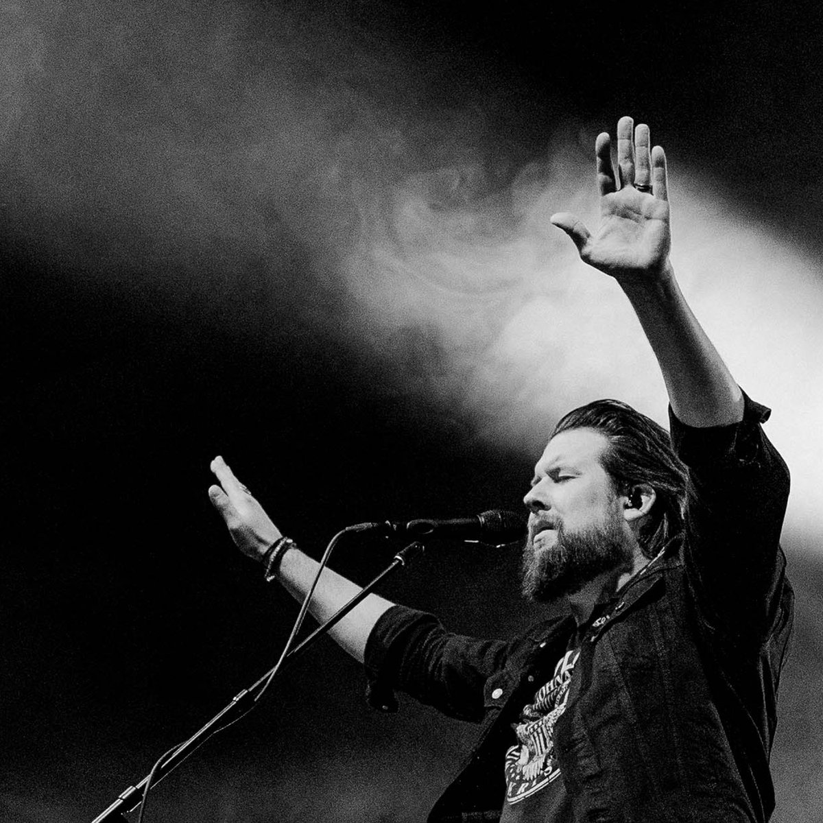 zachwilliams's tweet photo. "One thing's for sure
The shackles have fallen
So I'm showing shame to the door
Make no mistake
I'm a slave to nothing"
- Slave To Nothing
...
Listen on @Spotify: https://t.co/Z5stDCe6XR
.
#ZachWilliams #RescueStory #CCM #SlaveToNothing https://t.co/sjHVIMnyAT