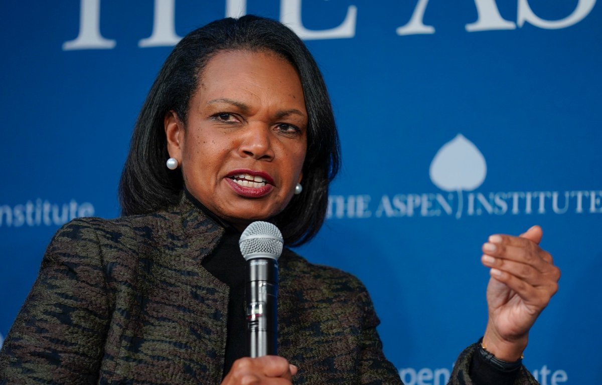 AspenStrategy's tweet photo. "Some people get jealous that authoritarians seem to get things done efficiently. But authoritarians also make bad decisions efficiently. Democracies make fewer bigger mistakes." @CondoleezzaRice #AspenStrategy Watch now: https://t.co/zWA1xzrus1 https://t.co/ADsbCUx0Fj