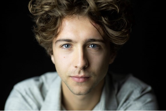LazarusTheatre's tweet photo. Making their Lazarus Debuts; Cameron Nelson plays Weird Sister / Donalbain, Mikko Juan plays Ross / Messenger, Hamish Somers plays Captain / Weird Sister / Lennox, Fred Thomas plays Malcolm / Murderer / Apparition.
https://t.co/HLZ4ip5jVO https://t.co/jcrtKm6IQO