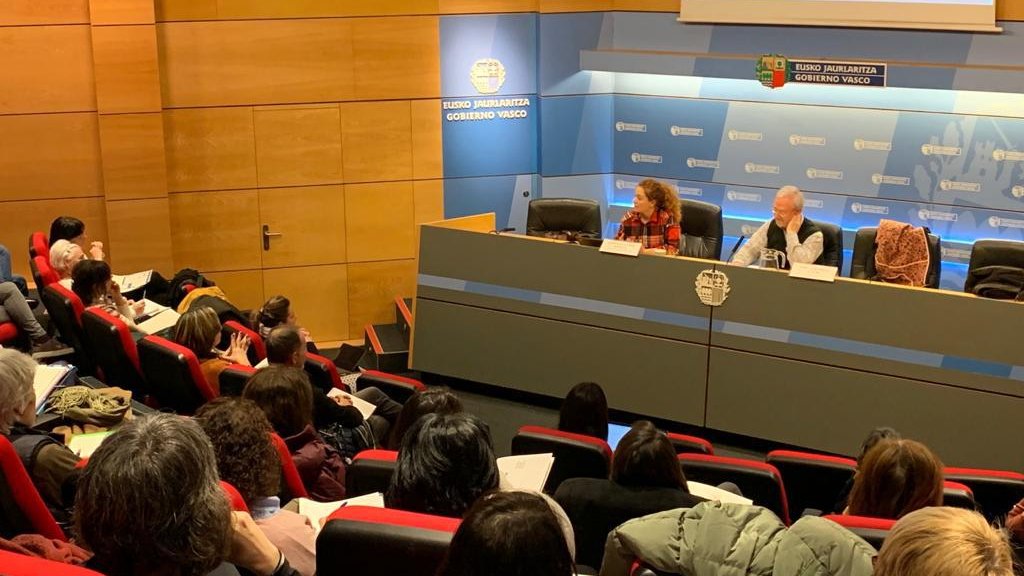 Emakunde tweet media