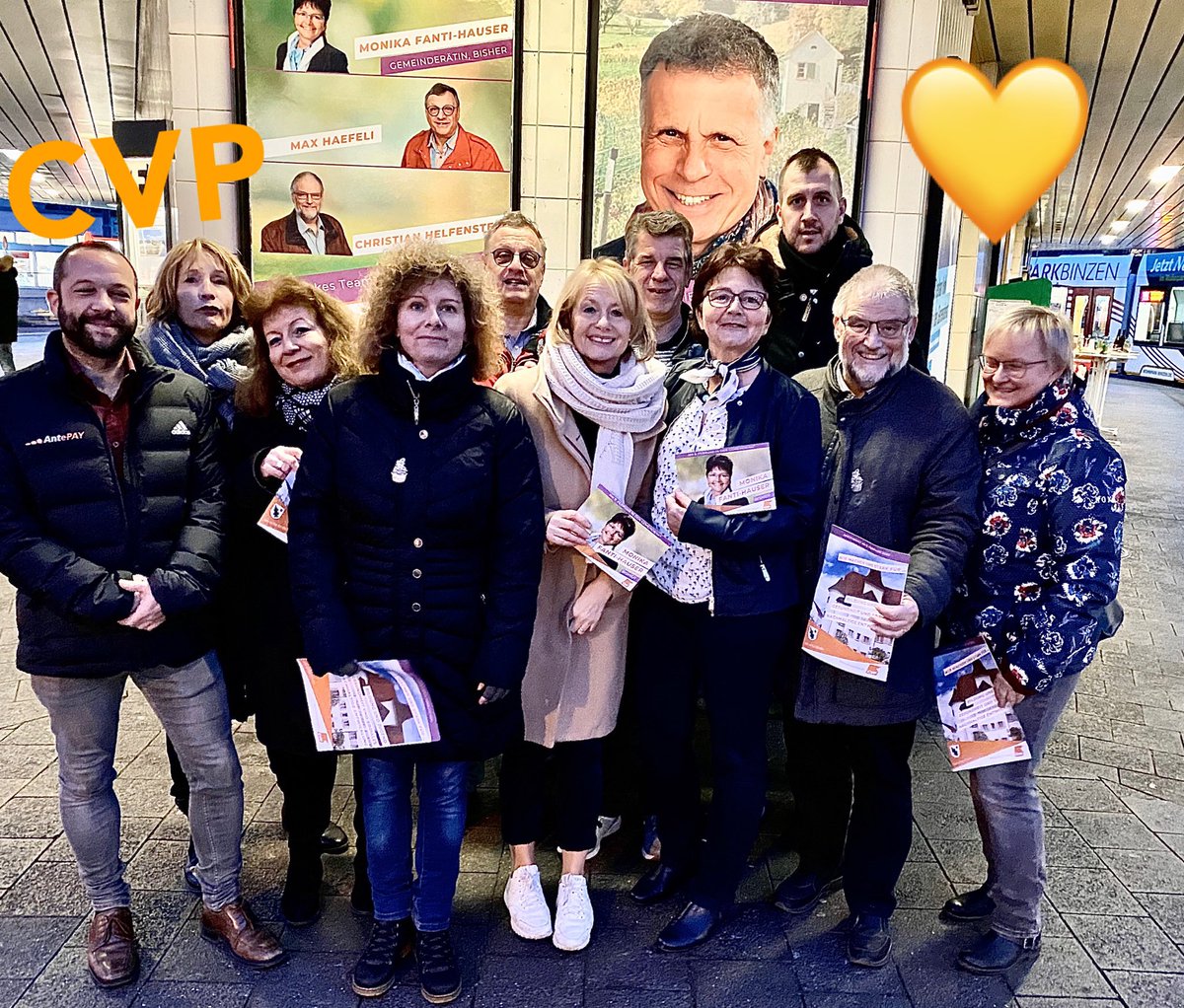 Elisabeth_S_S's tweet photo. Unterwegs mit den Kandidierenden der CVP Aesch-Pfeffingen. Tolle Menschen, welche sich für die Gemeinde engagieren. @CVP_BL #TeamOrange https://t.co/IQxWVNirKf