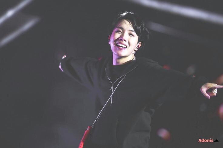 viilvsope's tweet photo. ☁️ Finally, I want to give you all my love💜Good night to all🌙✨I Hope that ru-Armi will succeed 💜🧬💕     #FindTheSoulWithRuARMY https://t.co/tp5oyuhGKM
