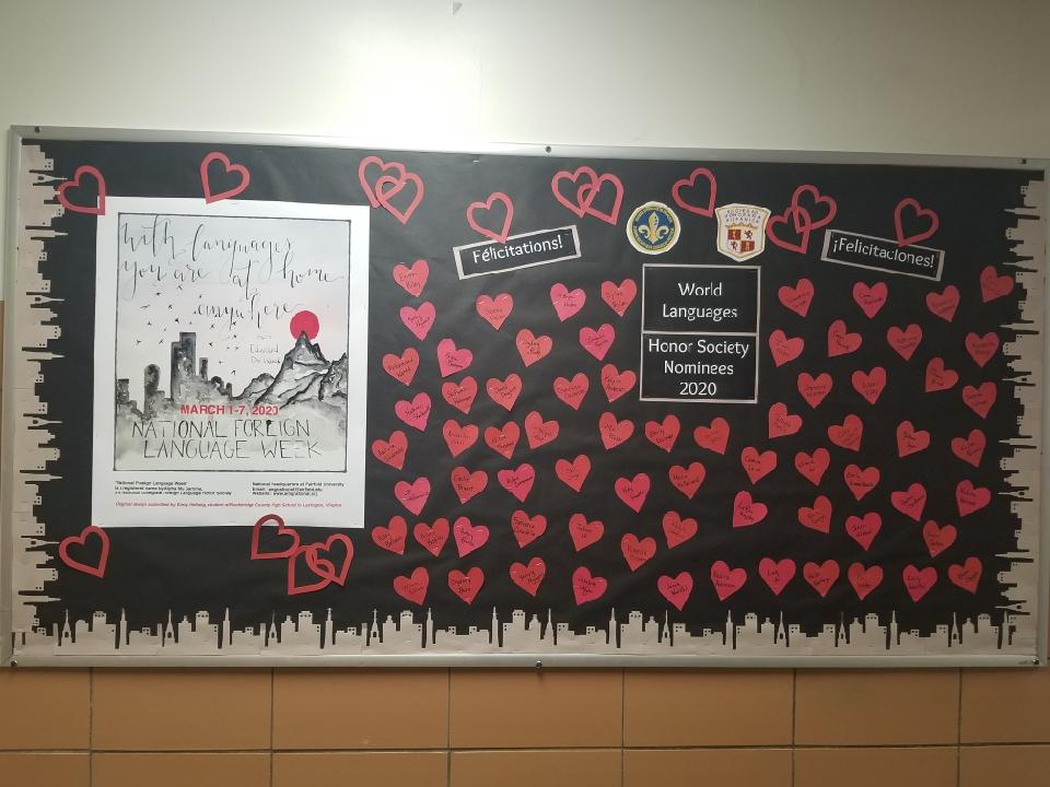 SraClarkCCHS's tweet photo. We ❤️ our dedicated students! Congratulations to all of our 2020 World Language Honor Society nominees! @PrincipalSzipp @ConoverKelly @ChristineLopar2 #cheekhs https://t.co/Z2ktojj3R3