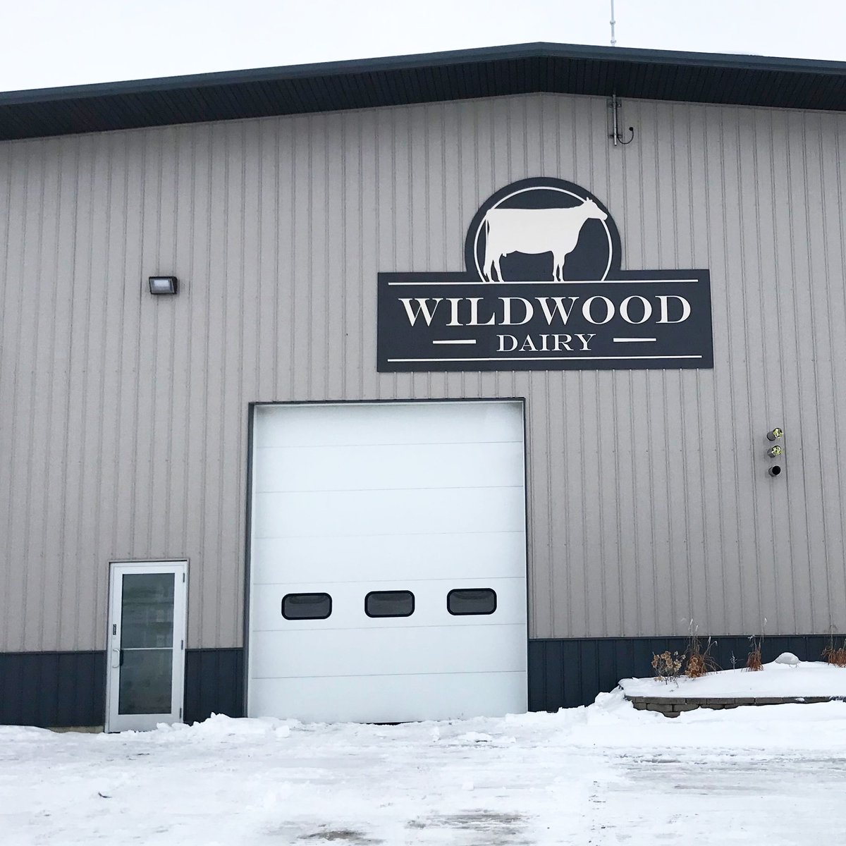 cabanabanners's tweet photo. New 15’ x 9’ Sign for Wildwood Dairy https://t.co/YxIjzMPPv4