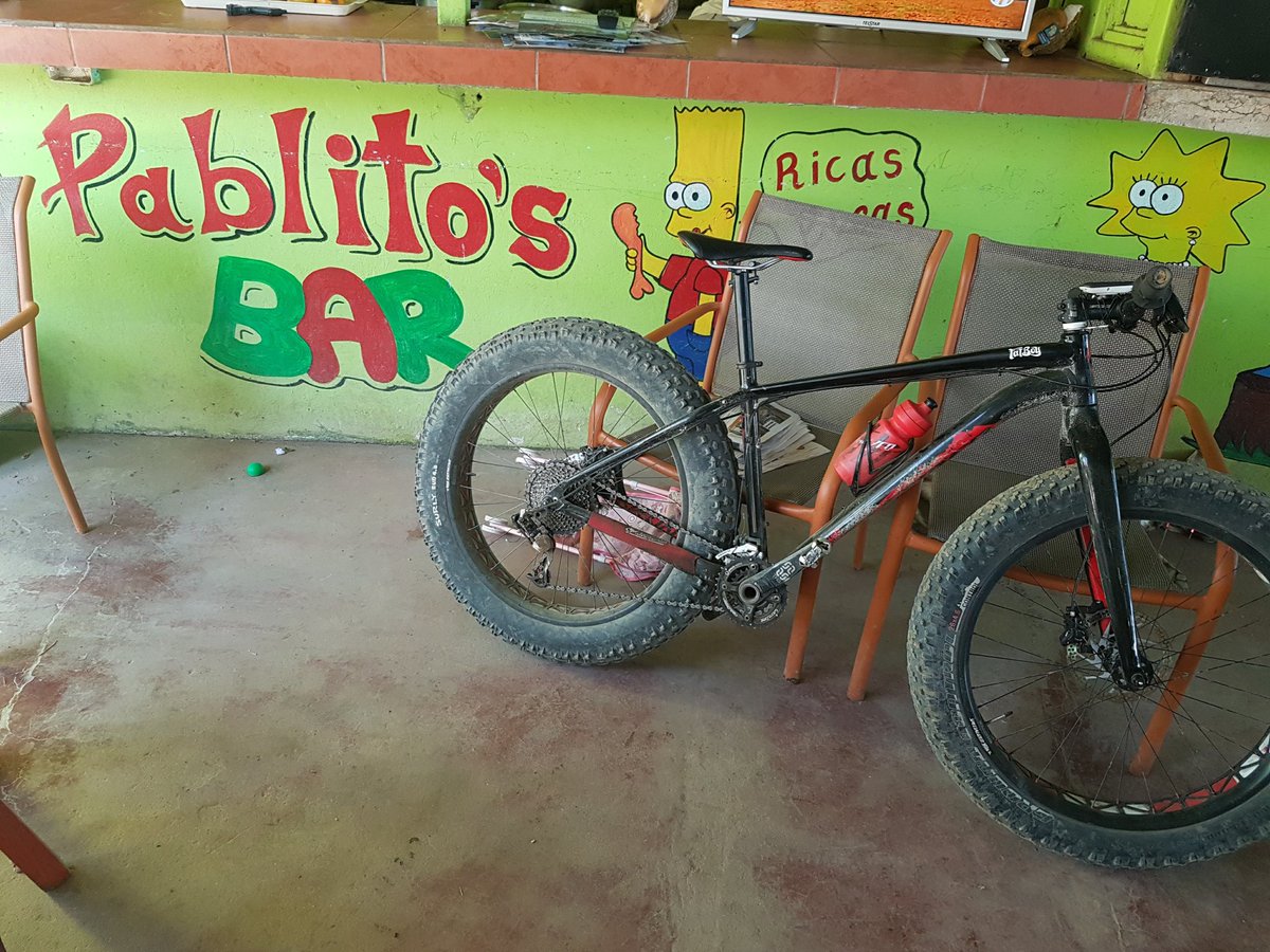 felipezarate's tweet photo. #DondeEstoy #PablitosBar #LaCalor #FatRide https://t.co/YU2qz24Oo4