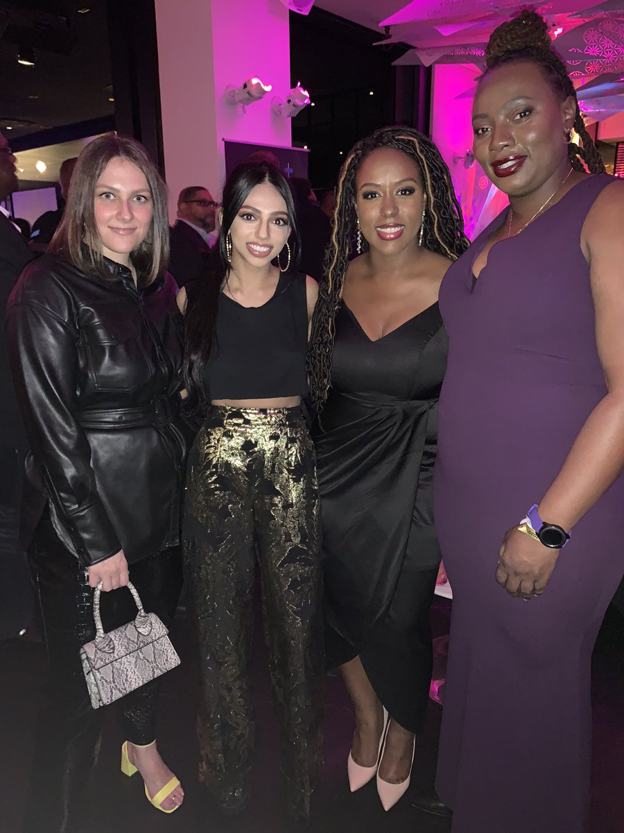 TiffanieStanard's tweet photo. Such a great event in LA hosted by @TedReid3 - his Annual Pre-Grammy Reception is 🔥. Met one of my fav actors from Criminal Minds, Shaun Robinson from Access Hollywood &amp; more! 
Next up Seattle...✈️ 
#StanardReport #Travel #workflow #ceo https://t.co/chFr8GojCv