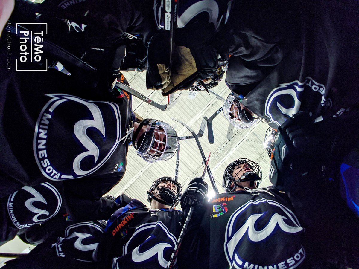 samdonovan32's tweet photo. Let's blackout TRIA tomorrow at 6! 

🎟: https://t.co/4PUUPpPif3 https://t.co/S8LsCteZ6a