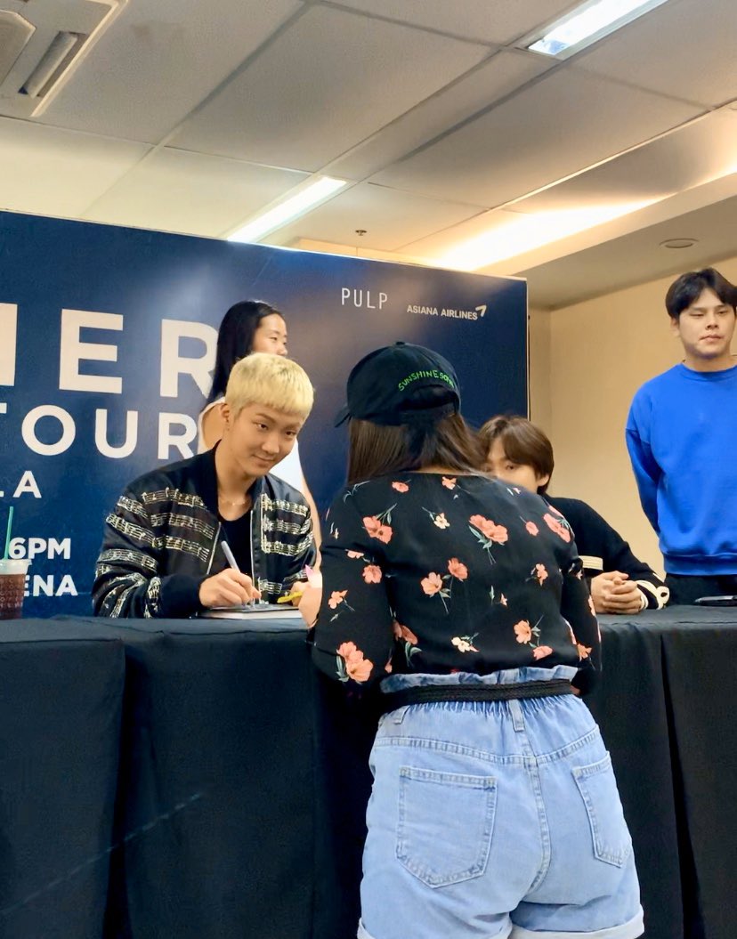 AlanahJoie's tweet photo. IβM OKAY GUYS. IβM OKAY ππππ
#Winner3rdMiniAlbumFansign
#WinnerFanSignInManila
#WinnerCrossTourinManila
#WINNERCROSSTOUR https://t.co/fBwK9GbUH9