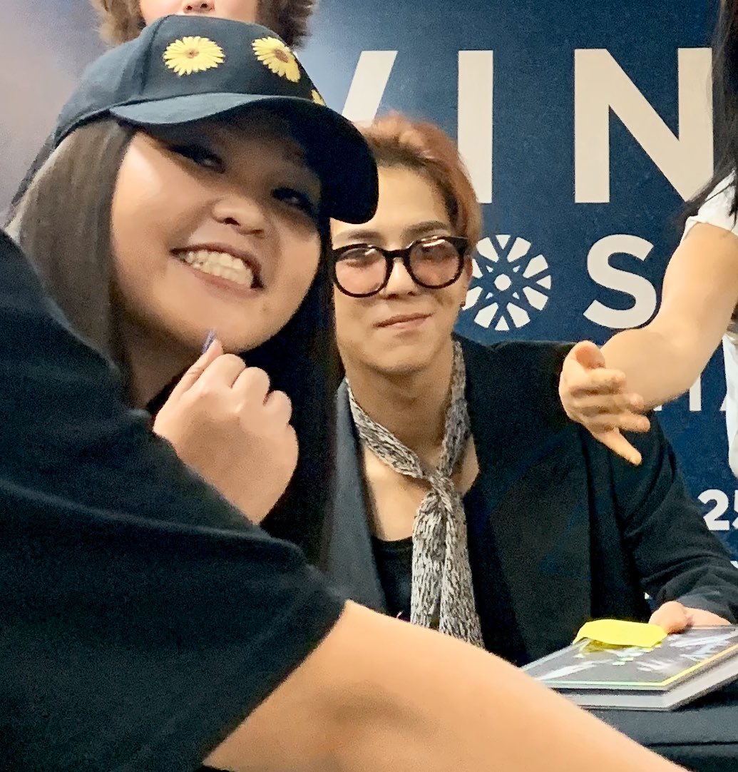 AlanahJoie's tweet photo. IβM OKAY GUYS. IβM OKAY ππππ
#Winner3rdMiniAlbumFansign
#WinnerFanSignInManila
#WinnerCrossTourinManila
#WINNERCROSSTOUR https://t.co/fBwK9GbUH9