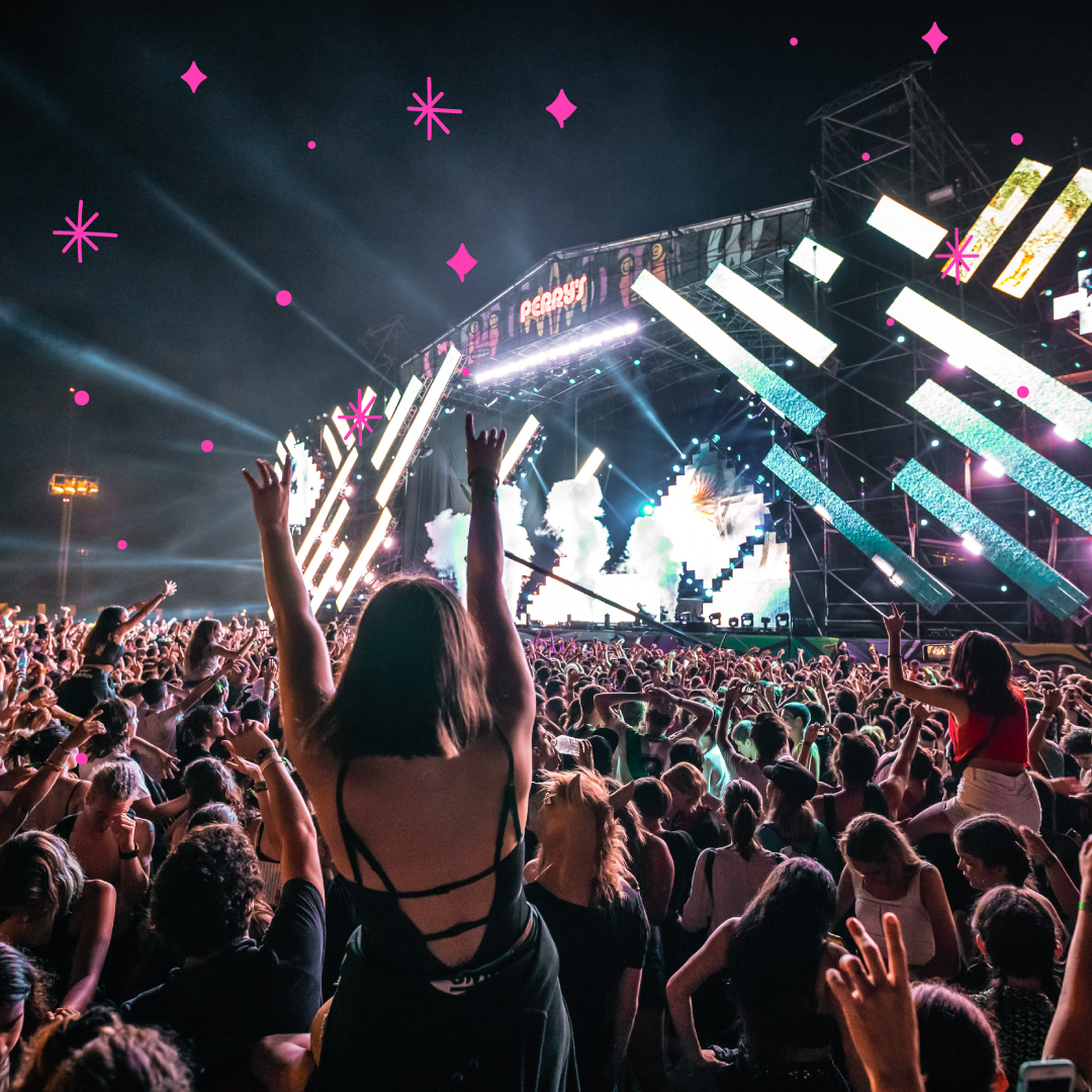 lollapaloozaar's tweet photo. Contanos cuáles son tus 3 objetos esenciales para vivir el mejor festival de Argentina 🇦🇷
Los nuestros:
🧢 Gorra de #LollaMerch para cubrirnos del ☀️
🤳🏼 Celular para filmar a nuestros artistas favoritos
🥤Recipiente vacío para cargar agua en cualquier puesto de hidratación https://t.co/vGo3Ma3c8B