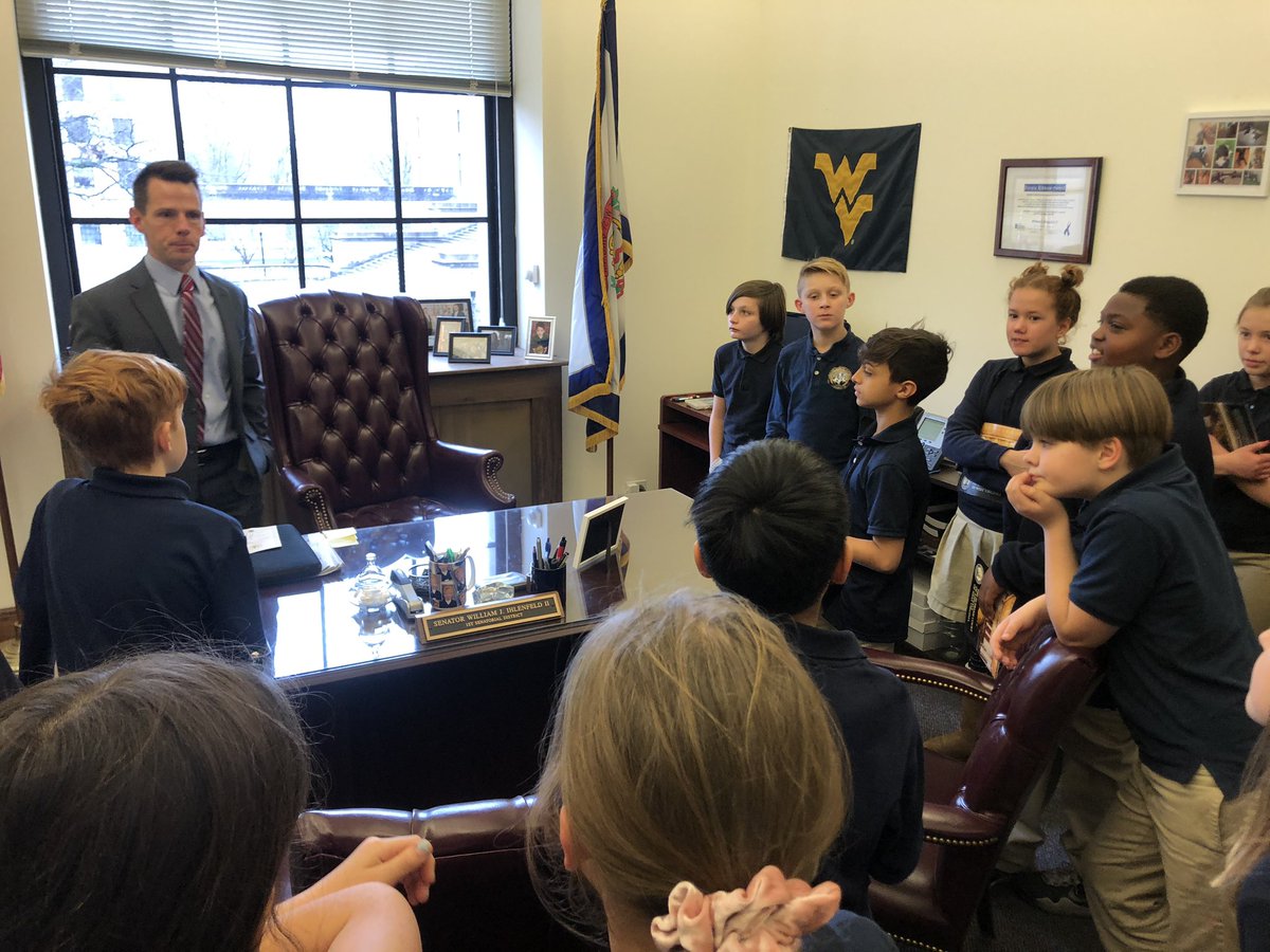 MrMichaelWCDS's tweet photo. 5th grade sure is enjoying their day in Charleston. A special thanks to Senator Ihlenfed, Delegates Storch and Fluharty, and Supreme Justices Jenkins and Armstead for your undivided attention! https://t.co/VqOhs7U9AS