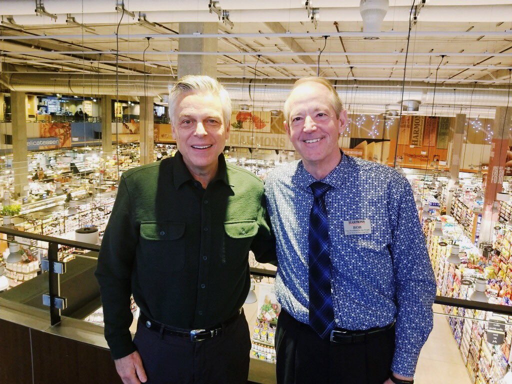 HuntsmanGov2020's tweet photo. Great discussion with Bob Harmon today, talking business, food tax, families and of course the future of Utah! What a guy. Need more leaders like this. #huntsmangov2020 https://t.co/NNI6F9LoBb