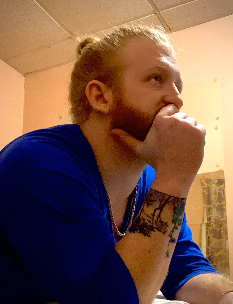 PigThatguy60's tweet photo. In a world of wonder, be the one lost in thought https://t.co/BUKe1YQvYP