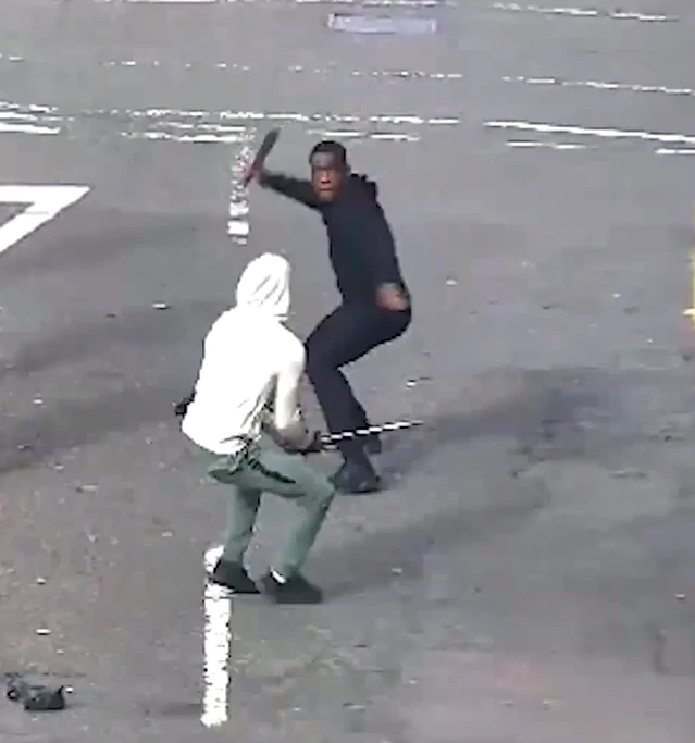 Two more men on their way to gardening jobs in London.