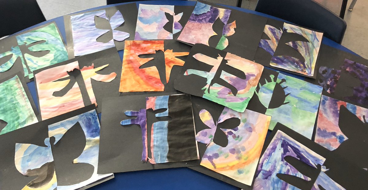 Students had such a fun time relating Math (symmetry) and Art today #artproject #creativity #studentwork <a href="/alcdsb_ecth/">Ecole Cath. Kingston</a>