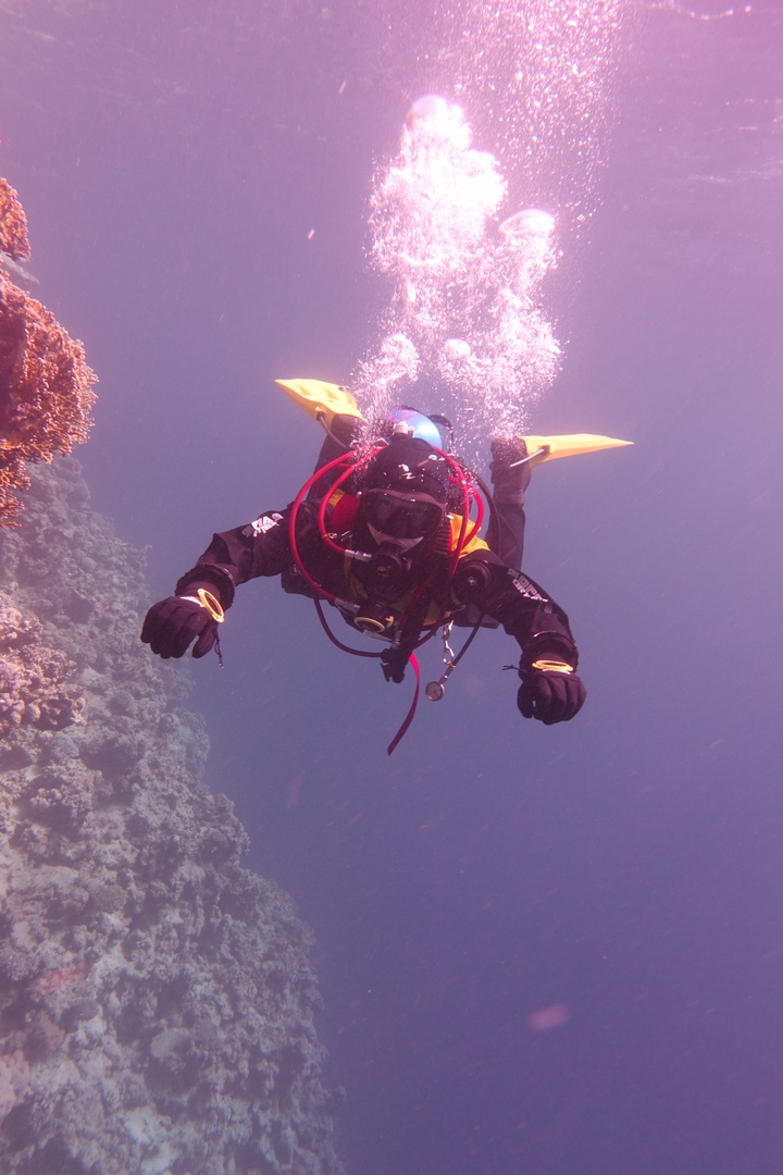 i'm underwater helicopter ^_^