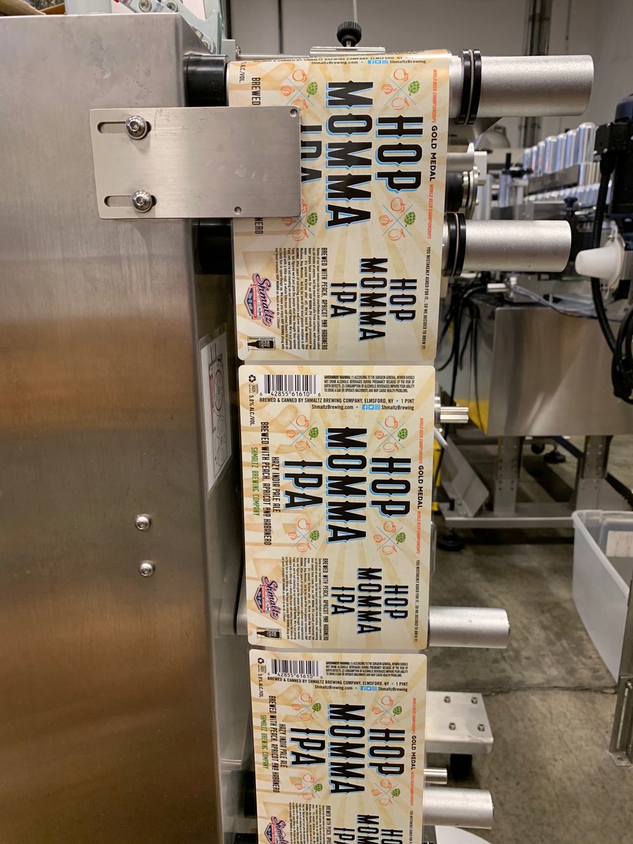 ShmaltzBrewing's tweet photo. #Sneakpeak of freshly brewed Hop Momma!
#Tagsomeone you want to share a drink with
@GaskoMeyer @ShangysBeer @horizonbeverage @DOPSbeerNwine @CavBeerFL @CavBeerOH @CavBeerIN @SKIBeerNYC @EliteBrands
#craftbeer #drinklocal #peach #apricot #habanero #beersnob #beerlover #518Craft https://t.co/2EzMW54Qia