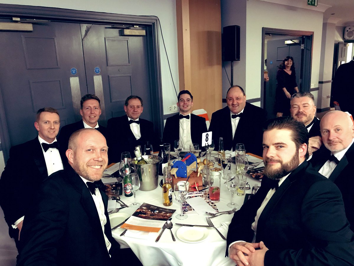 @fgouldconnect Swansea team ready to enjoy the <a href="/FBE_WestWales/">FBE_WestWales</a> evening and raise money for charity. #Swansea #Construction