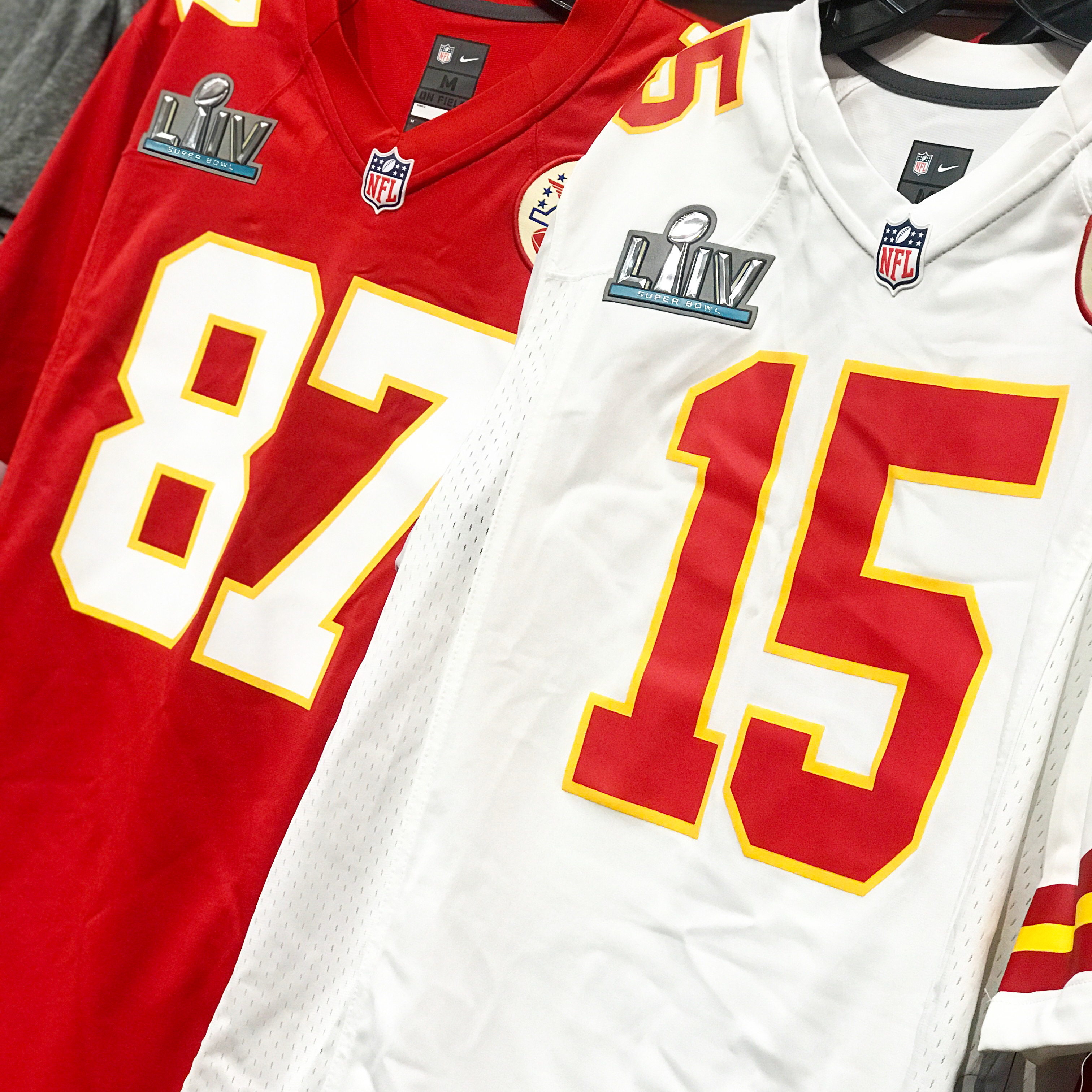 Rally House Kansas City on X: 'JERSEY UPDATE!!! Men's White Mahomes Super  Bowl LIV Patch jerseys are available now in the following locations:  Mission, Town Center, Independence, Olathe, Plaza, Oak Park, Boardwalk,