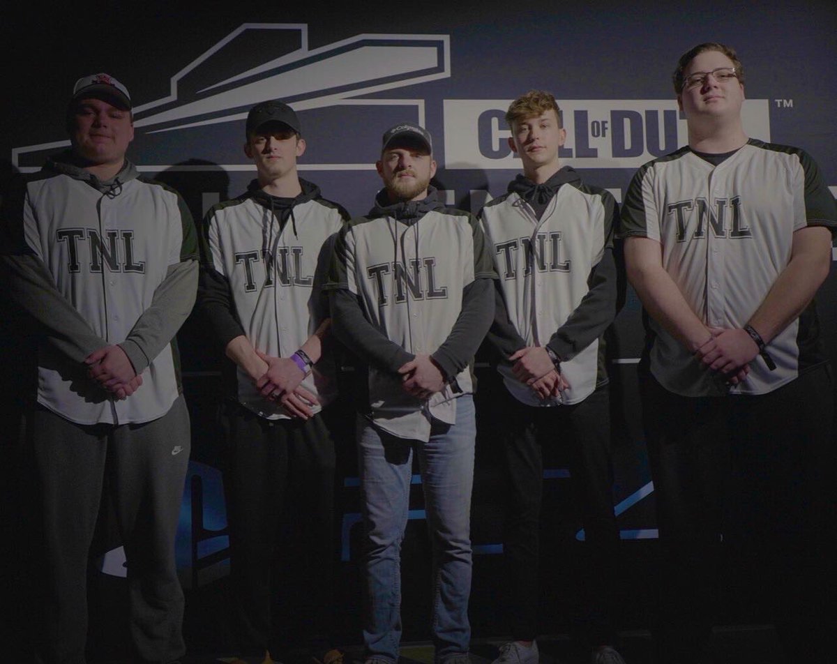 TooNiceLife's tweet photo. It may be a new year with new faces but the goal stays the same excited to have all these great people on board! #TheNiceLife #LiveTooNice 📸>@notpeej https://t.co/nCAKZEvIcj