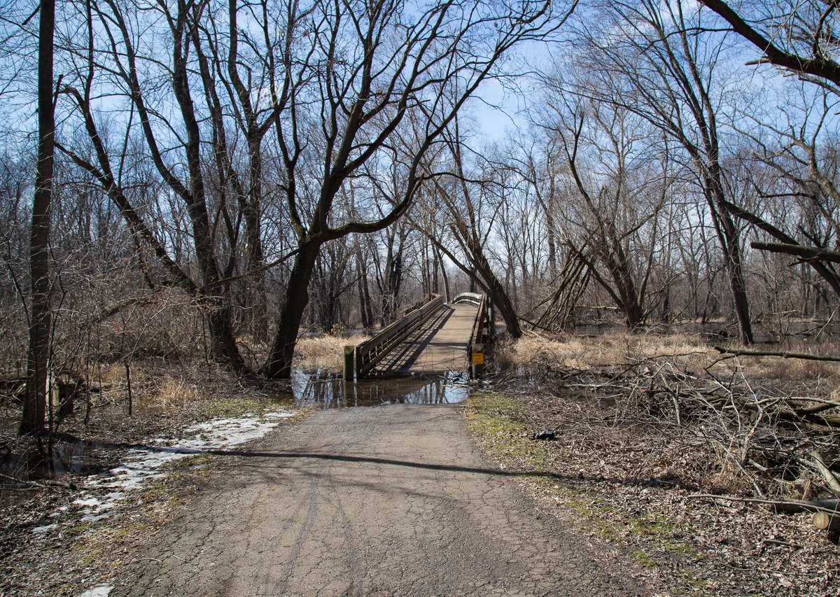 We have added a few updates regarding construction and rehab coming soon on the Lansing River Trail - lansingrivertrail.org/LRT-Rehabilita…