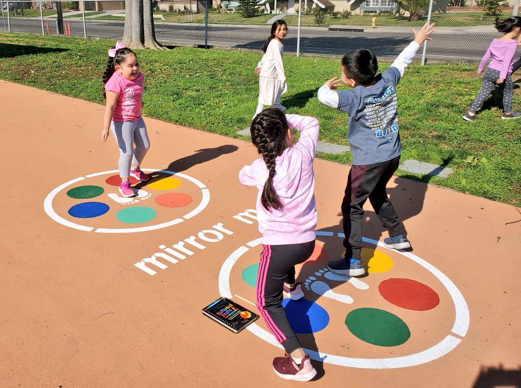 JMadisonSchool's tweet photo. Kinder enjoying the new paint on their playground. Thank you @AnaheimElem painters! #MightyMustangs
🎨🖌
Kinder disfrutando de la nueva pintura en su patio de recreo.  ¡Gracias, pintores de @AnaheimElem! #MustangsPoderosos https://t.co/M4JvqIMiD0