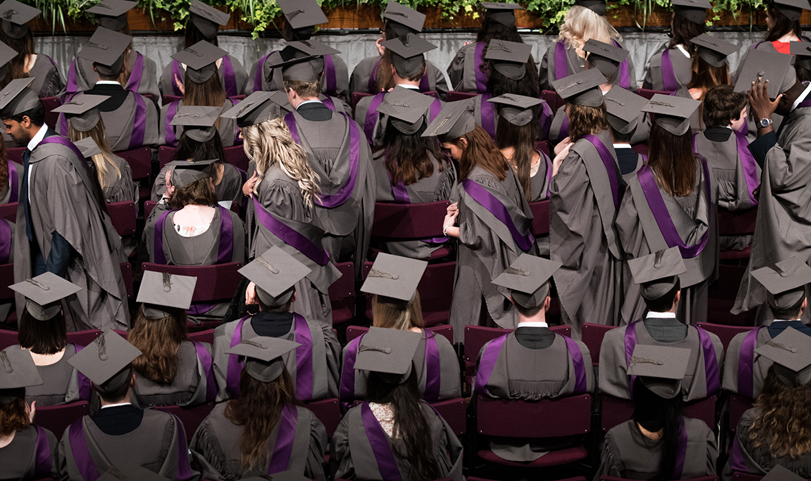 UniOfYork's tweet photo. Are you a #UoYGrad? 🎓 Make sure you keep in touch. Visit the @UoYAlumni website: https://t.co/NthWhGYPzq #UoYGraduation https://t.co/eUXCILD4Fk