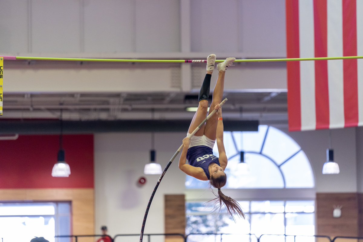 TCUTrackField's tweet photo. 🚨 SCHOOL RECORD 🚨 

Tysen Townsend breaks fellow teammate Kendahl Shue’s pole vault record by clearing 12-11 3/4! 

#GoFrogs 🐸 https://t.co/LBAr2lDqSr