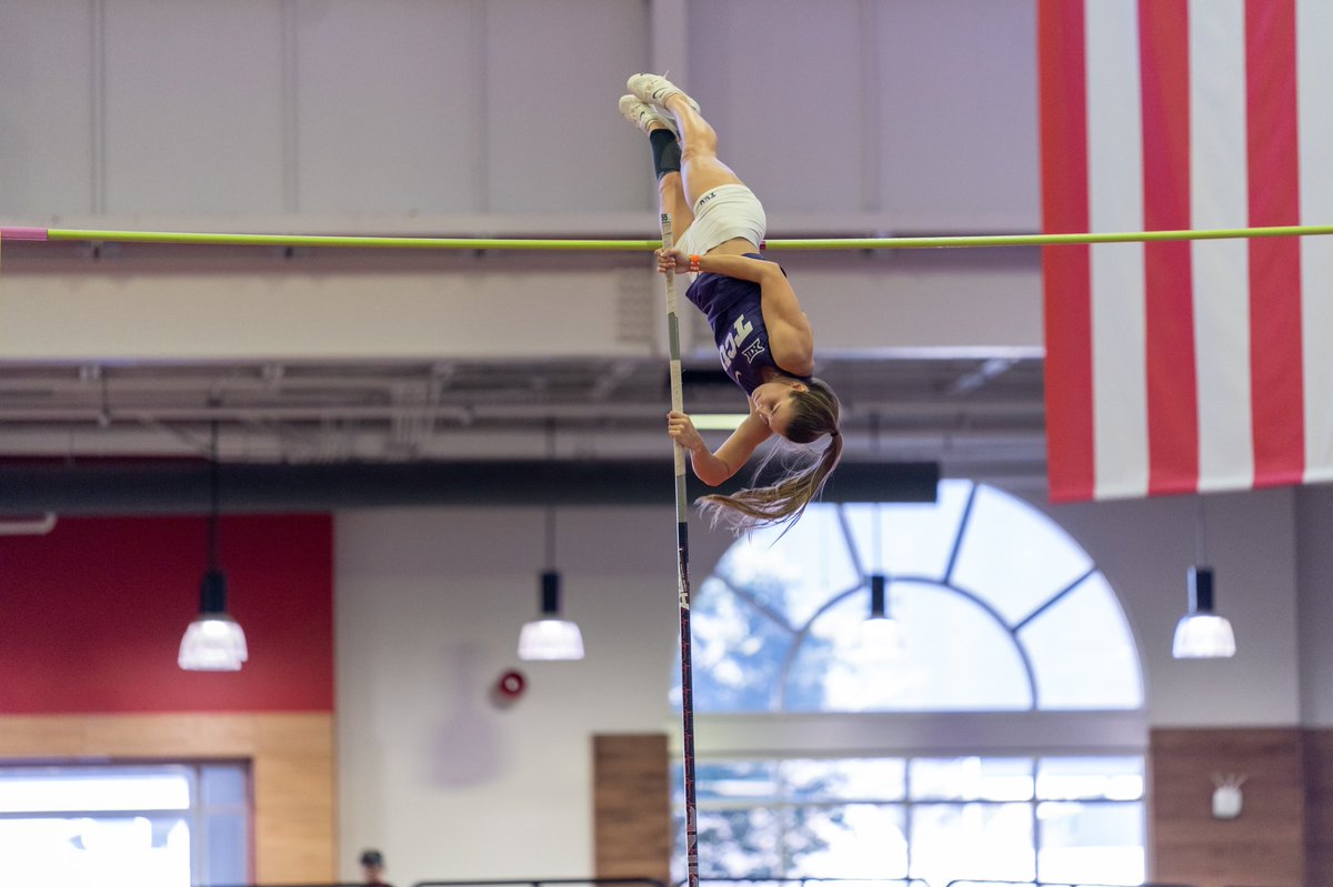 TCUTrackField's tweet photo. 🚨 SCHOOL RECORD 🚨 

Tysen Townsend breaks fellow teammate Kendahl Shue’s pole vault record by clearing 12-11 3/4! 

#GoFrogs 🐸 https://t.co/LBAr2lDqSr