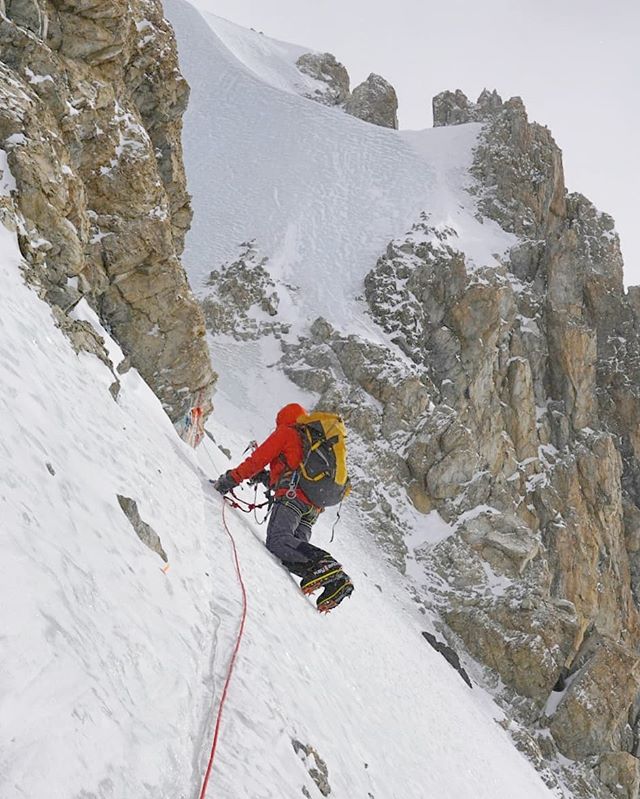 4sportua's tweet photo. #BroadPeak &amp; #K2 winter expedition 2020:

Denis Urubko: ""Way not ready fo summit we need work 1 day at 7000""

https://t.co/AGNWZAlzJL

#BPK2winter #K2 #winterexpedition https://t.co/0K5pSnfgOn