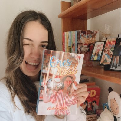 infoliteraria's tweet photo. 🔥 ATENCIÓN 🔥
@andrealetitbe (#MiPlanD) anuncia para el 23 de marzo su próxima novela “Destino Londres” de la mano de @PlataformaNeo
Muy pronto habrá más info sobre la historia de Lara y Liam! https://t.co/qIvO7mkO1F