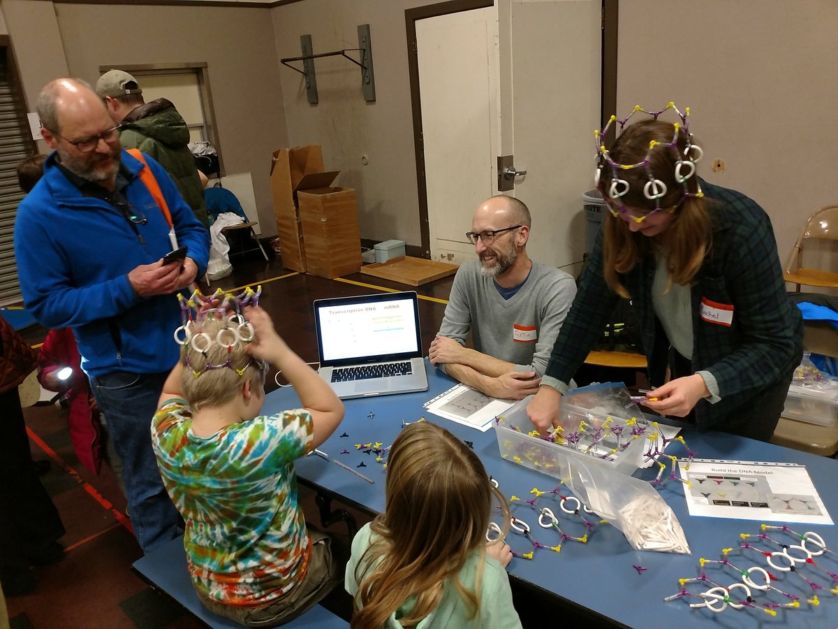Planteome project (@planteome) on Twitter photo We participated in the #Sciencenight at Franklin K-8 School in #Corvallis #CSD509j @CSDNow & interacted with budding scientists learning about #DNA #genome #mutations #genes #phenotype seed identification & counting #MachineLearning & #AI #STEM <a href="/Planteome/">Planteome project</a> supported by @NSF_BIO We participated in the #Sciencenight at Franklin K-8 School in #Corvallis #CSD509j @CSDNow & interacted with budding scientists learning about #DNA #genome #mutations #genes #phenotype seed identification & counting #MachineLearning & #AI #STEM <a href="/Planteome/">Planteome project</a> supported by @NSF_BIO