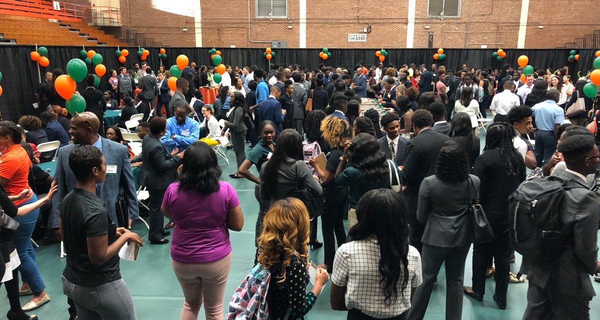 HireARattler_'s tweet photo. The Networking Mixer is happening next Tuesday night from 6 p.m. to 7:30 p.m. Students this is a great opportunity to get a head start on talking to your favorite employers! Don't miss out... https://t.co/VvvIEMkzX0