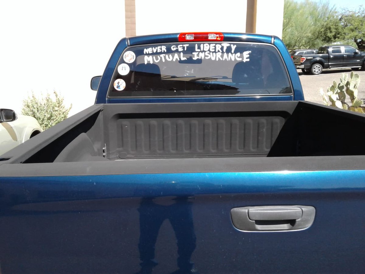 jeep_tour's tweet photo. @LiMuEmuDoug Never ever ever get Liberty Mutual Insurance they screw over veterans and seniors they suck they do not pay their claims their agents are morons and there claims adjusters are con artist https://t.co/FzzBoz2pM4