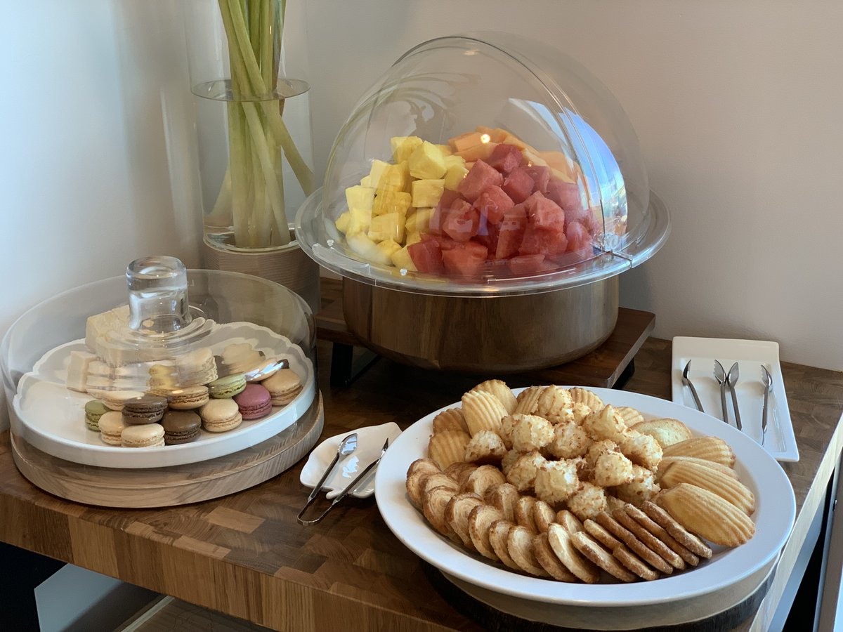 Nueva alerta de salón: Estamos entusiasmados de dar la bienvenida a Air India Maharaja Lounge en New York NY JFK International a nuestro programa. Venga a relajarse de 05:30 a 00:55 todos los días y disfrute de los refrescos disponibles.bit.ly/3aHveFR