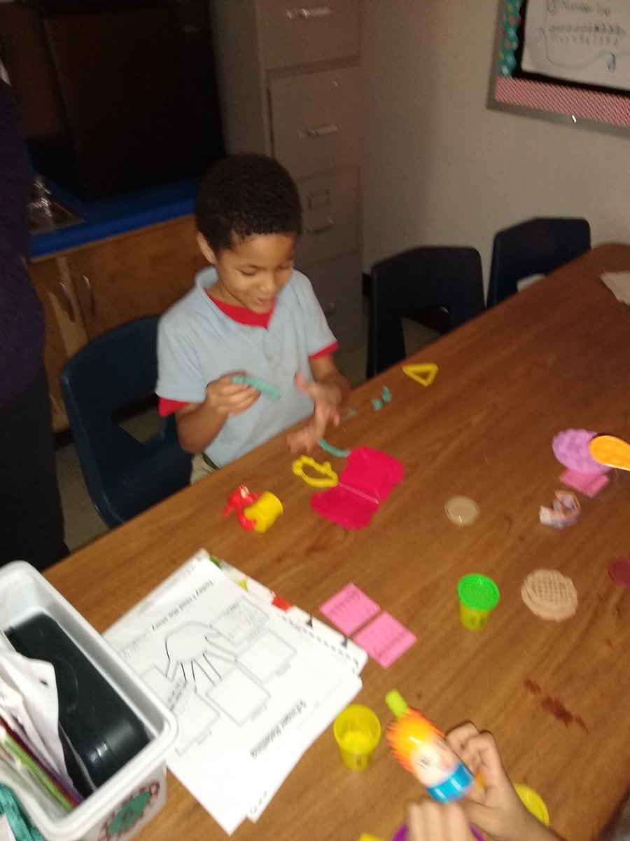 Playdough party for earning all of our brownie points! #PricePRIDE #thepriceway #celebratesuccess <a href="/PriceOwls/">Price Elementary</a> <a href="/1stGrade_Price/">1st Grade Price Owls</a> <a href="/samanthakyed/">Samantha Miller</a> <a href="/MsMathies/">Dr. LaRhonda Mathies</a>